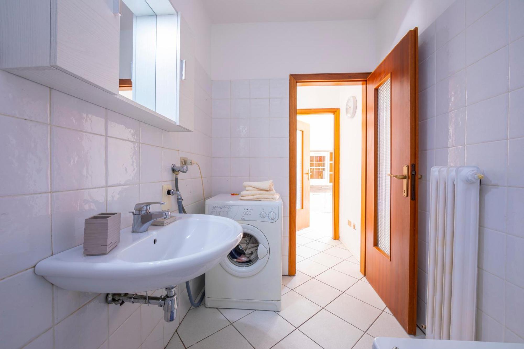 Dogana Best Lake View - Happy Rentals Torbole Sul Garda Esterno foto