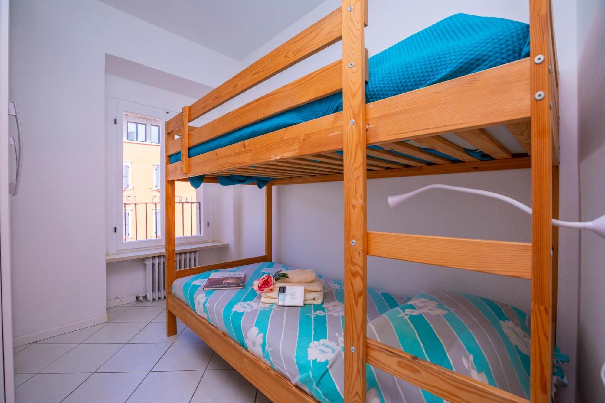 Dogana Best Lake View - Happy Rentals Torbole Sul Garda Esterno foto