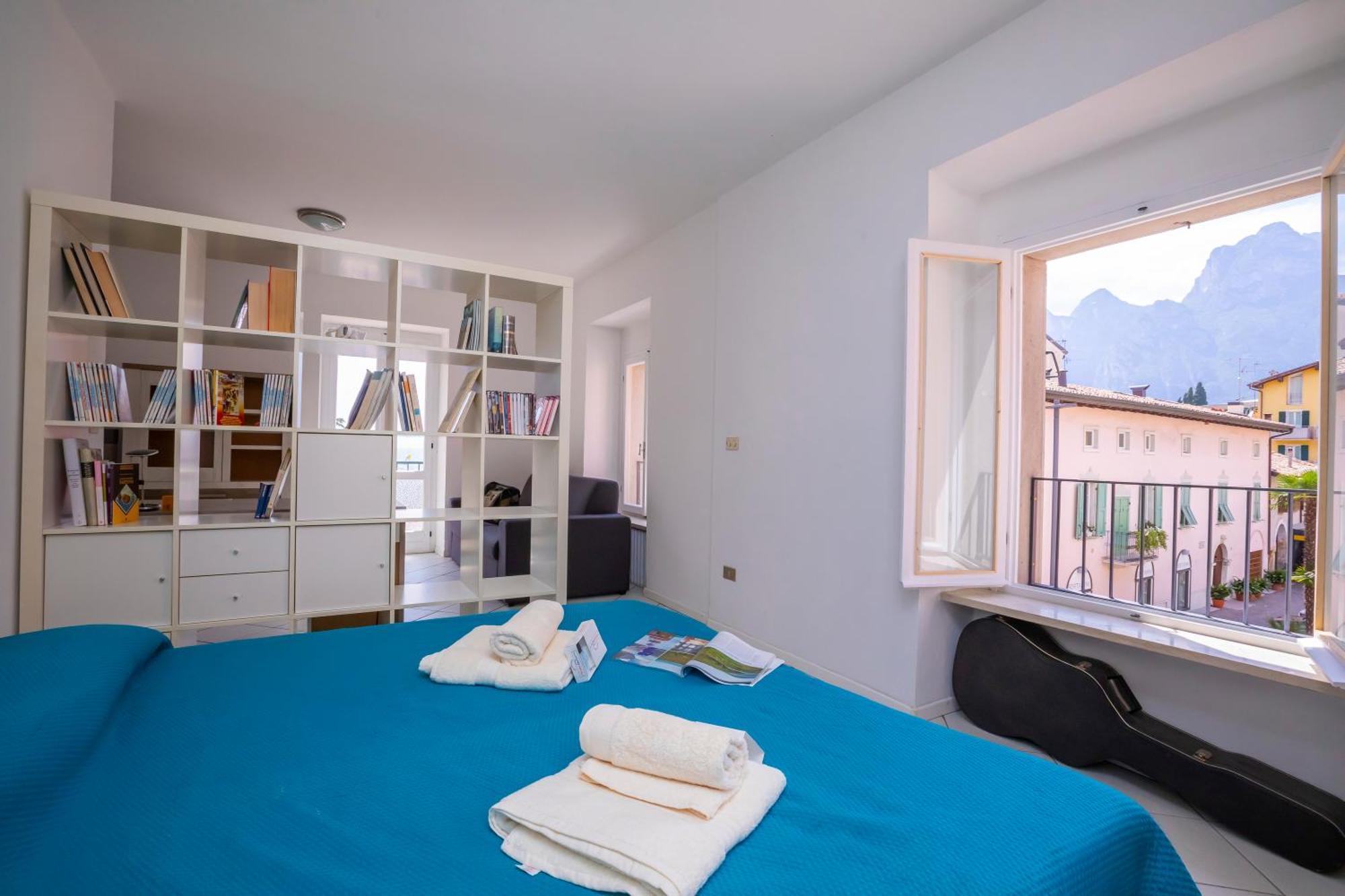 Dogana Best Lake View - Happy Rentals Torbole Sul Garda Esterno foto