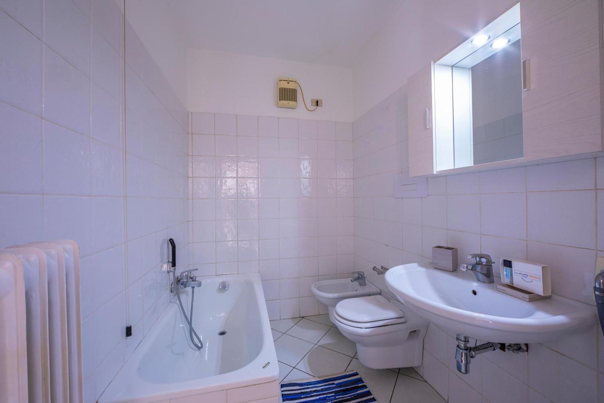 Dogana Best Lake View - Happy Rentals Torbole Sul Garda Esterno foto